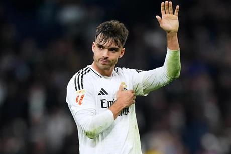 أسينسيو يعتذر لجماهير ريال مدريد