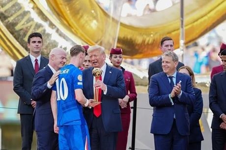 قائمة الفائزين بالجوائز الفردية في كأس العالم للأندية 2025