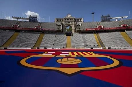 رسميًا.. حارس برشلونة ينتقل إلى فريق بيكيه