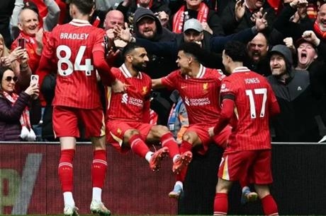 مهاجم ليفربول يقترب من الانتقال إلى الدوري الإيطالي