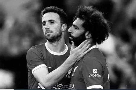 ما سبب الغياب المفاجئ لمحمد صلاح عن جنازة ديوغو جوتا؟