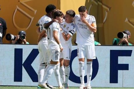 ريال مدريد يطلب تأجيل مباراته الأولى في الليجا