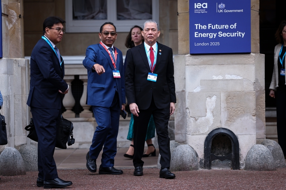 Malaysia to lead push for Asean Power Grid as regional chair, says DPM Fadillah in London