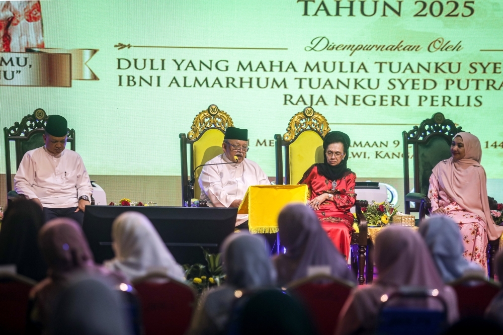 Perlis ruler urges rejection of superstition and deviants teachings, calls for stronger Sunni teachings