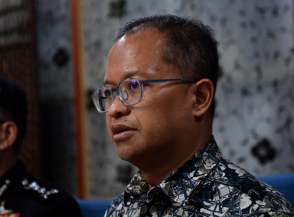Teluk Intan FRU truck crash: Six FRU officers remain in hospital, one discharged, says Perak Health director