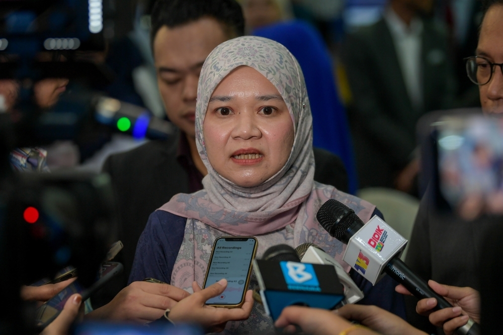 Education Minister reminds teachers of ethics after viral video of student being scolded