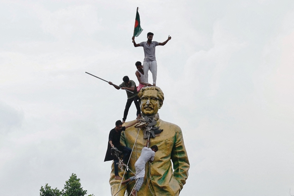 Bangladesh drops founding father Mujibur Rahman from currency as daughter Hasina faces trial