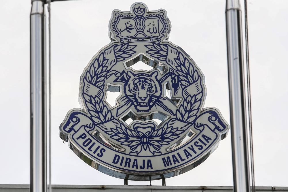 Police arrest Tangkak man for slashing wife, investigations ongoing