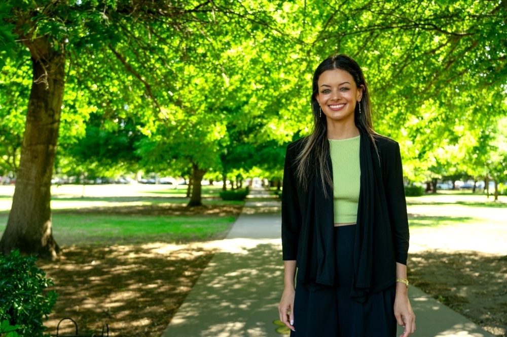 Hannah Thomas, daughter of ex-AG Tommy Thomas, may lose vision after arrest at Sydney protest against Israeli defence links