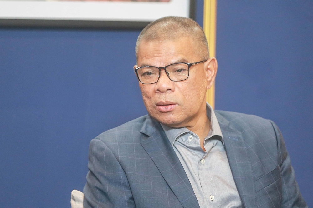 As exit nears, Saifuddin Nasution urges Nik Nazmi to reconsider resignation from Cabinet