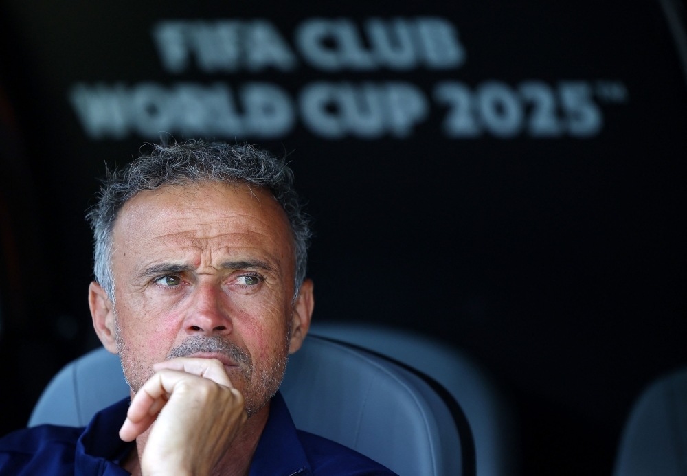 Master meets maestro as Luis Enrique prepares PSG for Messi challenge