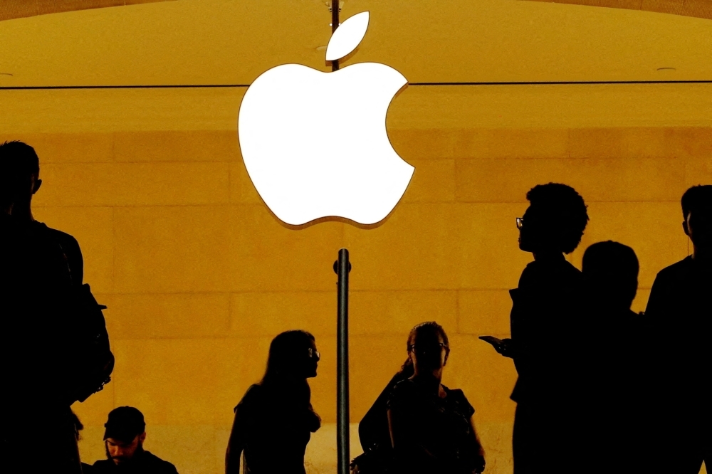 US judge rules Apple must face antitrust trial over monopoly claims