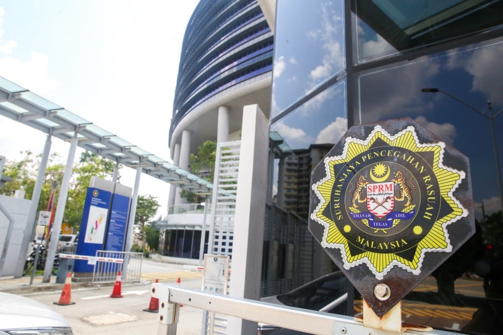 Who's who if AGC proceeds with committal proceedings against senior lawyer Shafee Abdullah — Hafiz Hassan