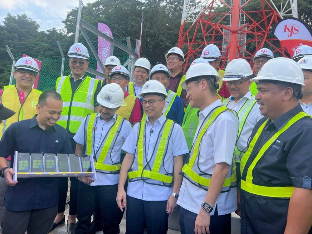 Fahmi: Where there's a road, there'll be internet — Malaysia set to expand highway coverage