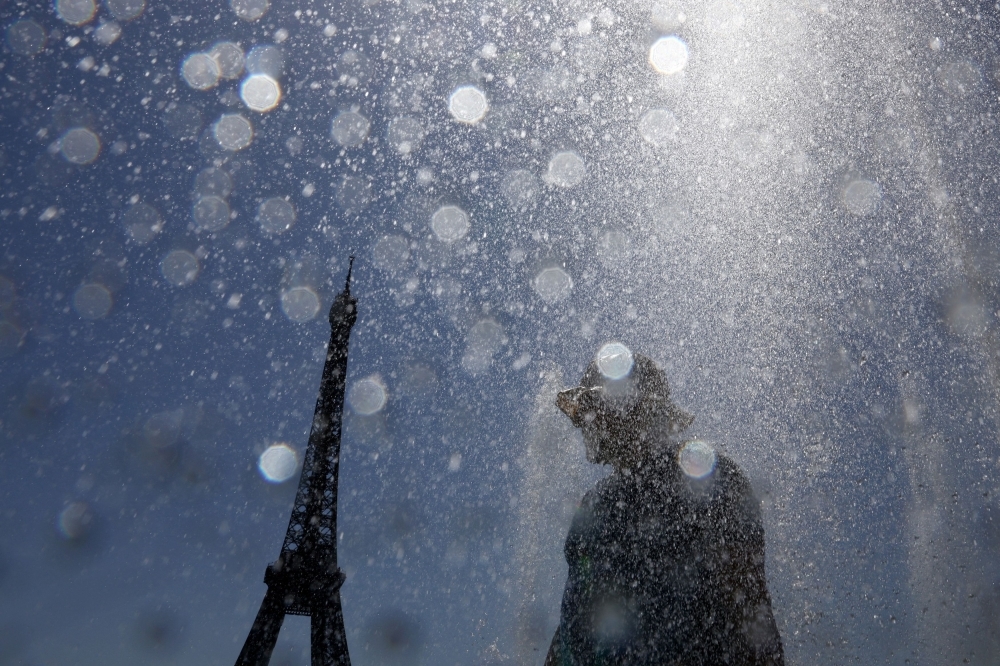 Europe melts in record heat: Schools close, Eiffel Tower shuts as temperatures soar