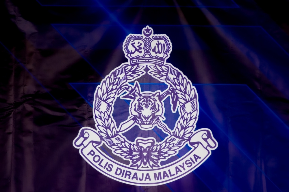 Female stockbroker duped out of RM1.24m by phone scam claiming money laundering probe