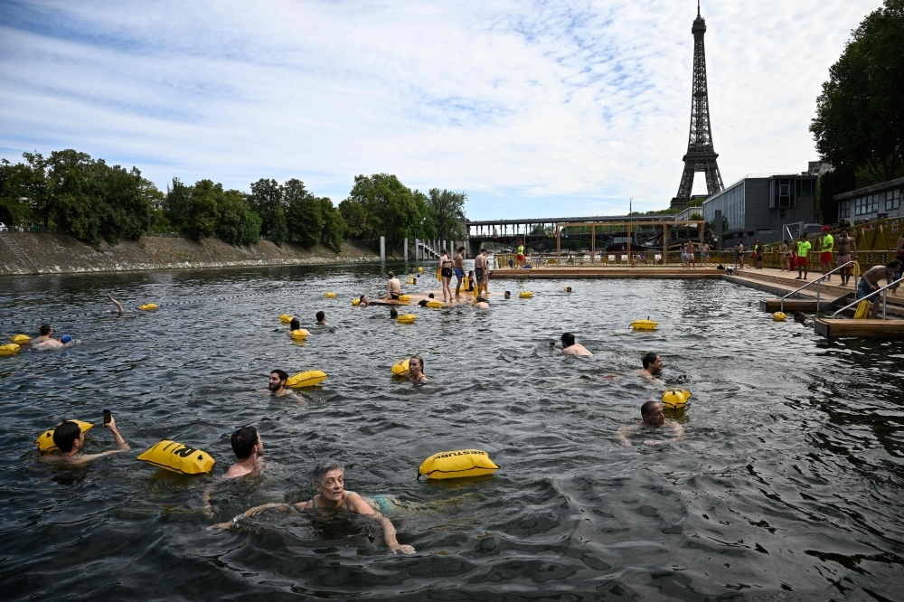 The Seine star of the summer again in Paris