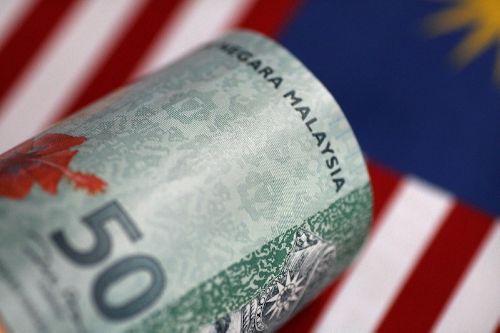 Police arrest three Chinese women for paying RM8,700 hotel bill with counterfeit cash