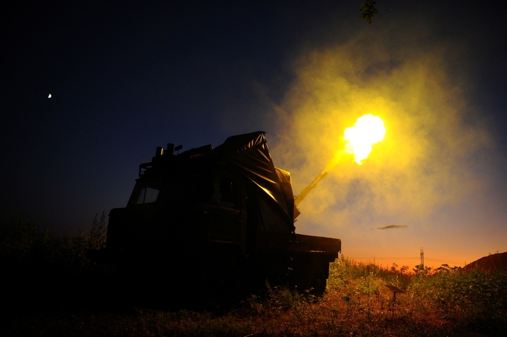 Ukraine detains Chinese father, son for allegedly spying on missile programme