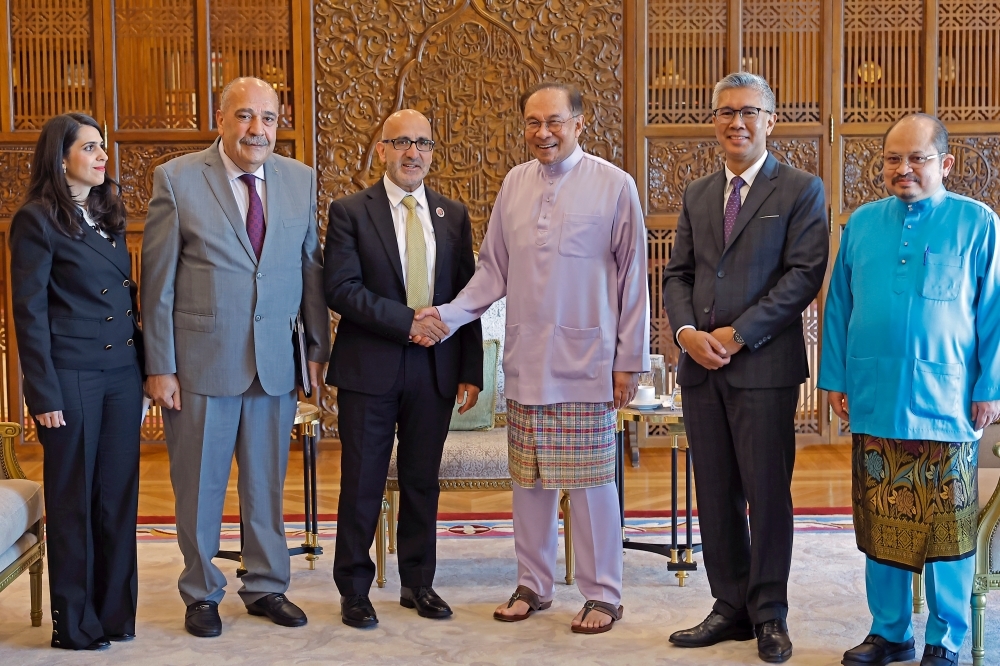 Tengku Zafrul: Malaysia engages Australia, Pakistan, Turkiye and Palestine to expand investment and halal trade via strategic FTA talks