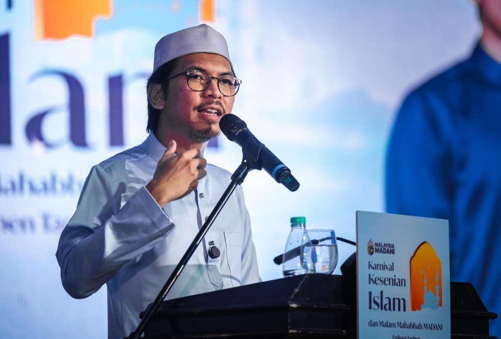 Anwar's position unshaken, AMK says rally won't dent support in Parliament