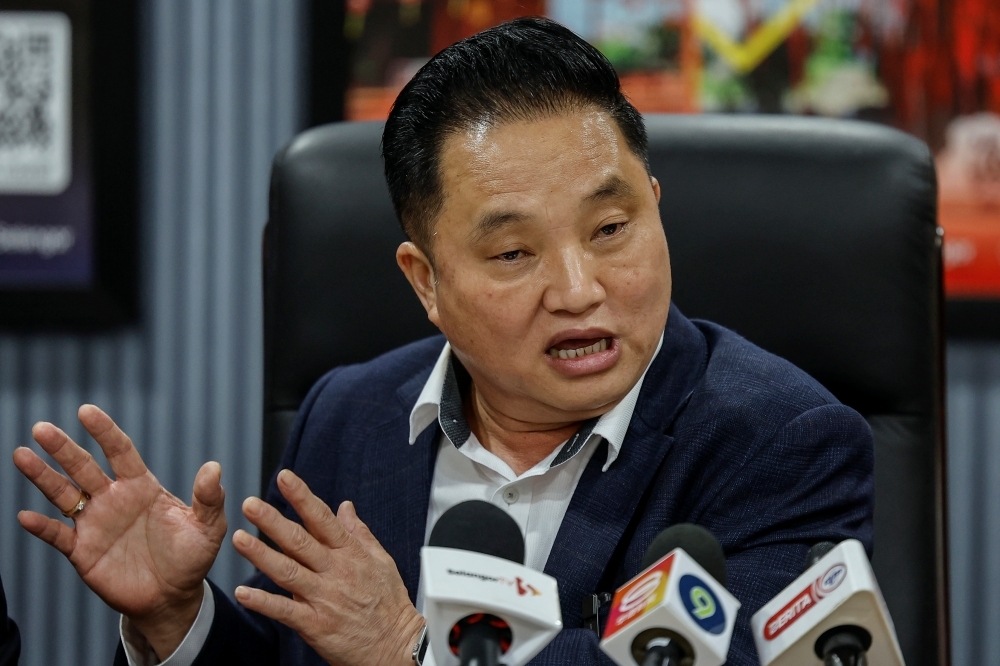 RM200m smart parking plan rolls out Aug 1, outsourcing here to stay, says Selangor