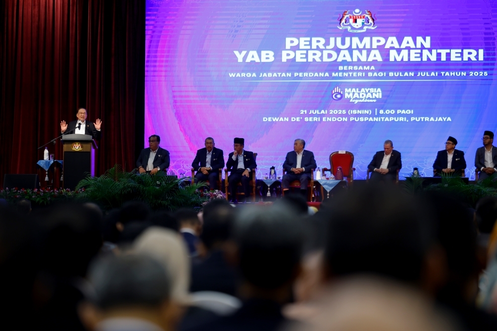 Anwar: Govt manages to cut new debt by RM22b over two years, slams critics for ‘deceiving the people'