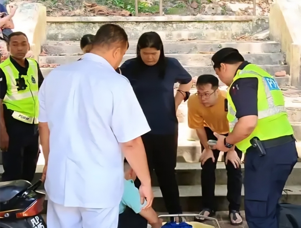 Sixty-year-old man dies while hiking in Penang Botanical Gardens