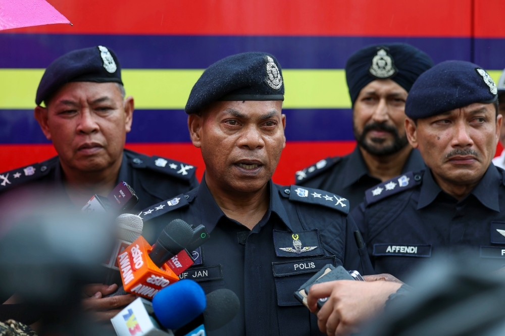 Police say ‘Turun Anwar' rally drew 18,000, ended without incident