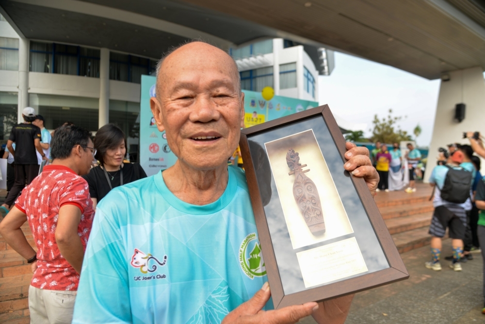 From army days to race days, veteran runner, 86, proves age is just a number at Kuching Half Marathon
