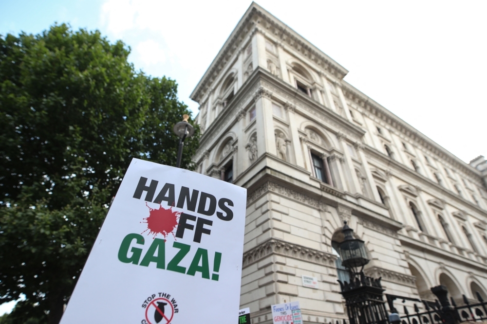 Starmer to press Trump on Gaza ceasefire, trade at Scotland meeting