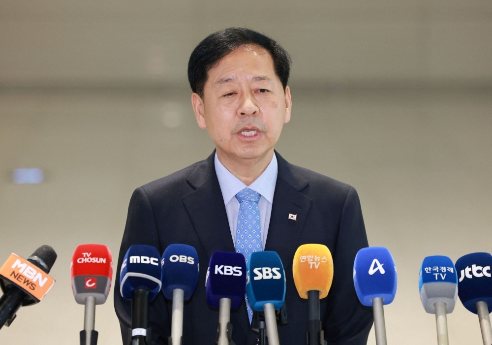 South Korea offers shipbuilding tie-up as clock ticks on US tariff deadline