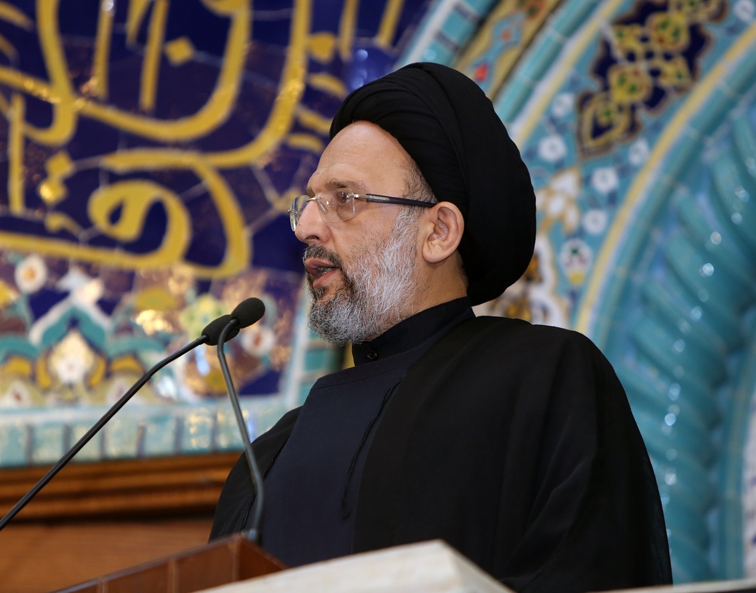 السيد فضل الله: لتغليب لغة الحوار والابتعاد عمّا يثير الفتن