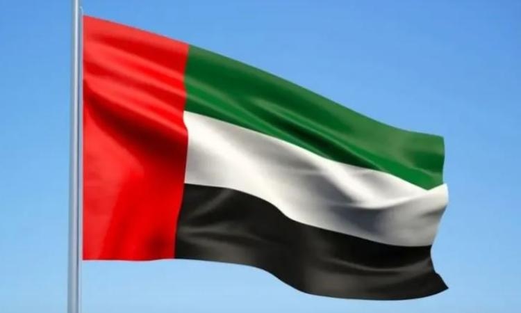 الإمارات تنفي منحها الإقامة الذهبية مدى الحياة لبعض الجنسيات