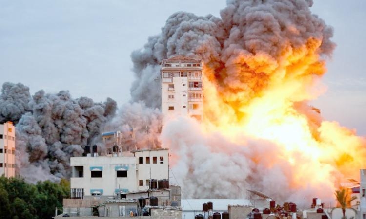 استشهاد فلسطينيين اثنين في قصف إسرائيلي على مناطق بغزة