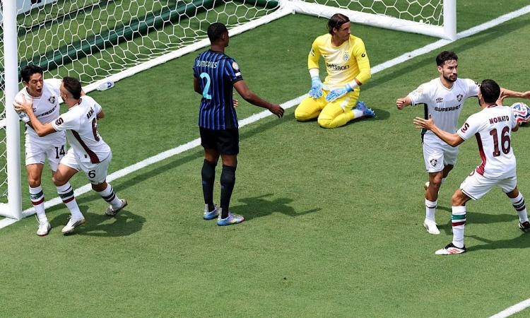 "فلومينينسي" يهزم "إنتر ميلان" 2-0 ويتأهل لربع نهائي "مونديال الأندية"