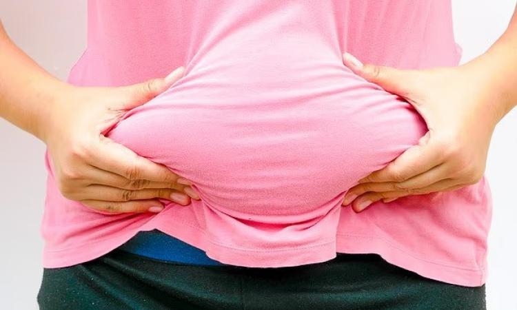اطباء: السمنة تسبب الوفاة بسرطان الأمعاء والقولون