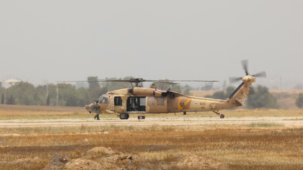 US building air bases and ammunition warehouses in Israel