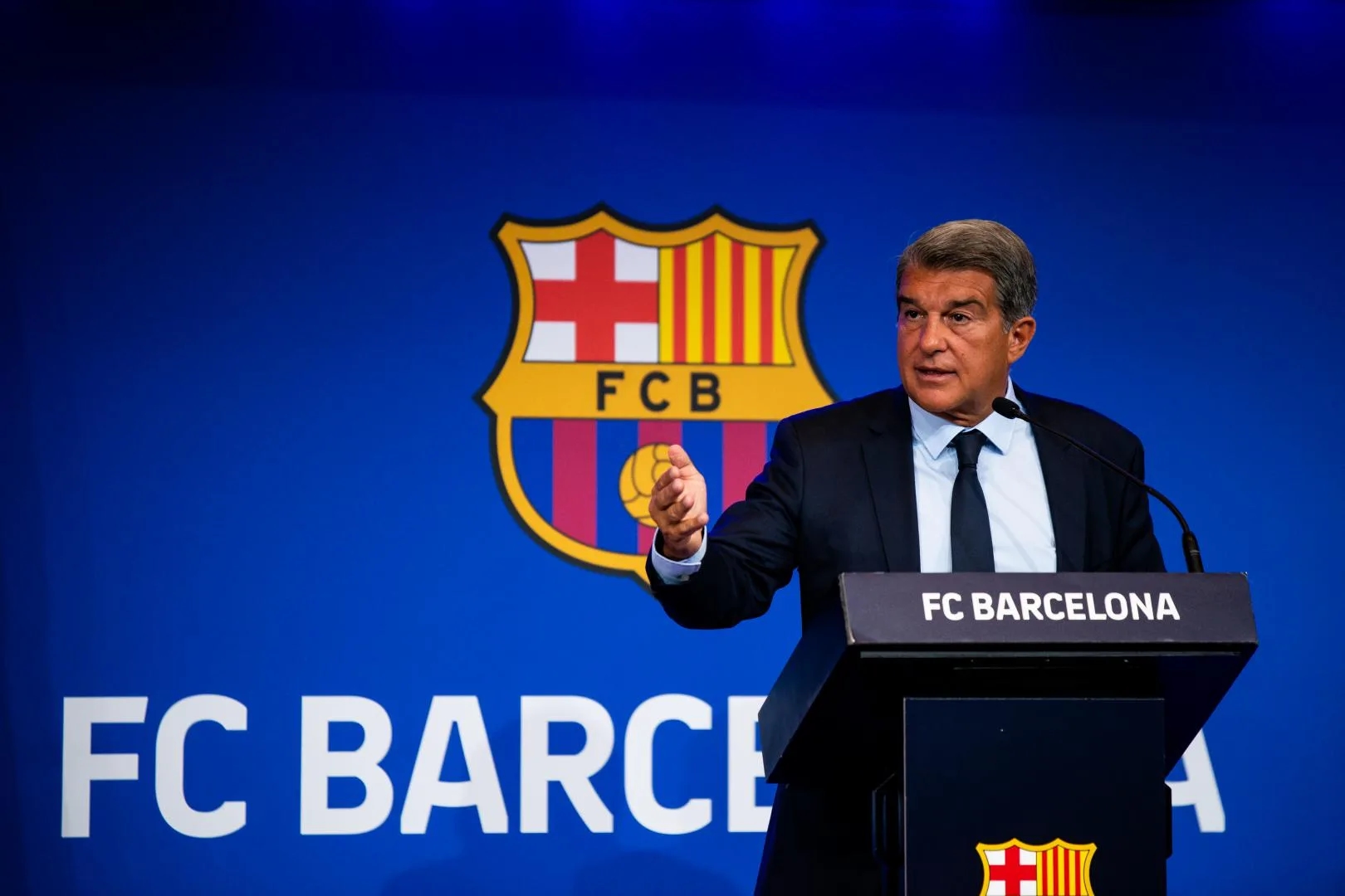 Barcelona Free Up €12 million From Players' Departures