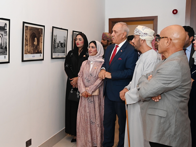 Oman National Museum hosts photo exhibition of 1920s Tunis