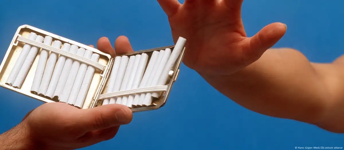 France: Smoking ban on beaches goes into effect