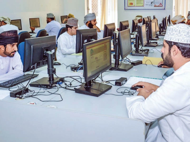 Performance-based increment for Omani workers in private sector