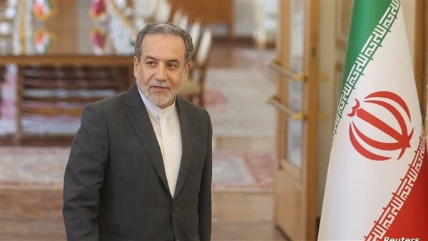 وزير الخارجية الإيراني: لن نتراجع عن تخصيب اليورانيوم