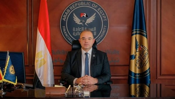 رئيس الرقابة المالية يوجه بسرعة صرف 100 ألف جنيه لكل متوفى بحادث الطريق الإقليمي