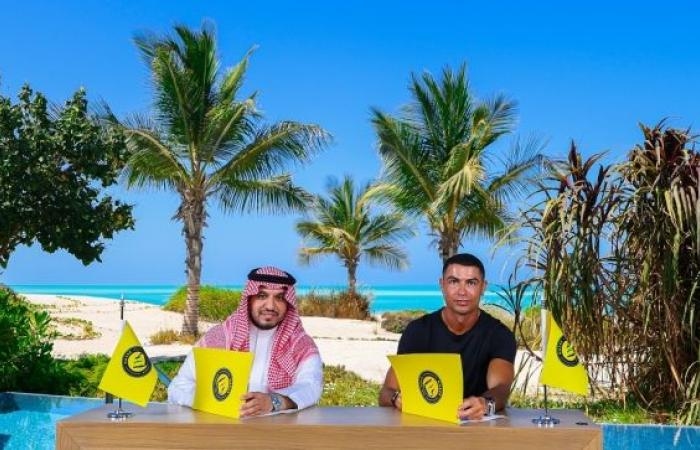 رياضة : النصر السعودي يجدد عقد النجم البرتغالي رونالدو