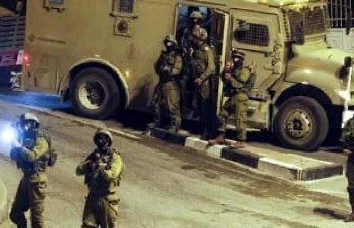 أخبار عربية : الاحتلال يعلن اغتيال المسؤول عن الصواريخ المضادة للدروع بحزب الله بـ بنت جبيل