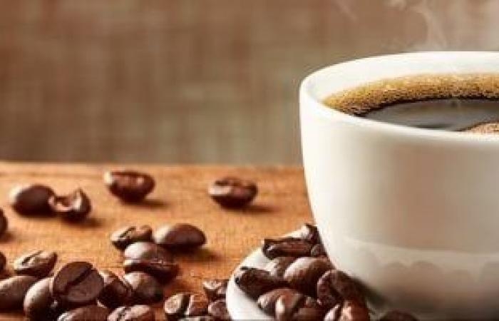 صحة وطب : تناول فنجان القهوة في الصباح.. يفيد الكبد أم يضره؟