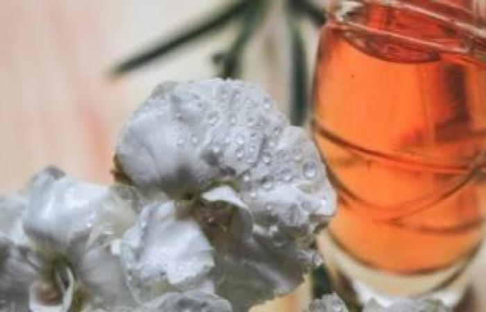 عالم المرأة : 5 أبراج تجيد اختيار العطر المناسب لها بدون حيرة.. أشطر من خبراء العطور