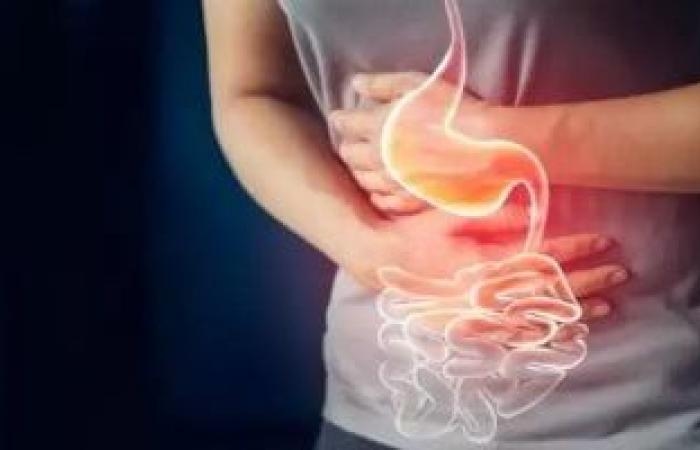 صحة وطب : متى يكون ألم المعدة المستمر علامة على سرطان القولون؟