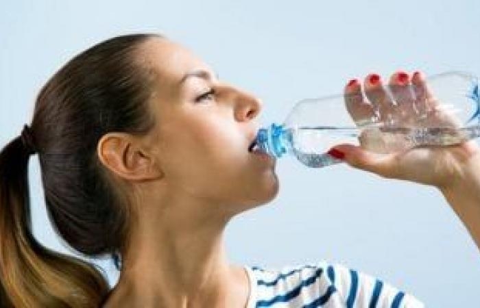 صحة وطب : ليه مش لازم تشرب مياه ساقعة وأنت عرقان وجسمك سخن؟